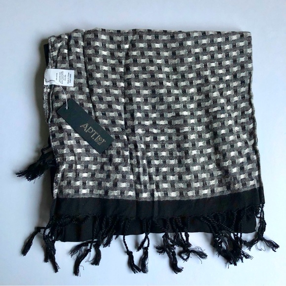 NEW APT 9 Scarf Fringe Black Women’s - Picture 2 of 15